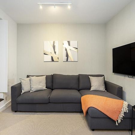 Whome Lisbon'S Best Kept Secret: 2-Bed W/Ac & Patio Экстерьер фото