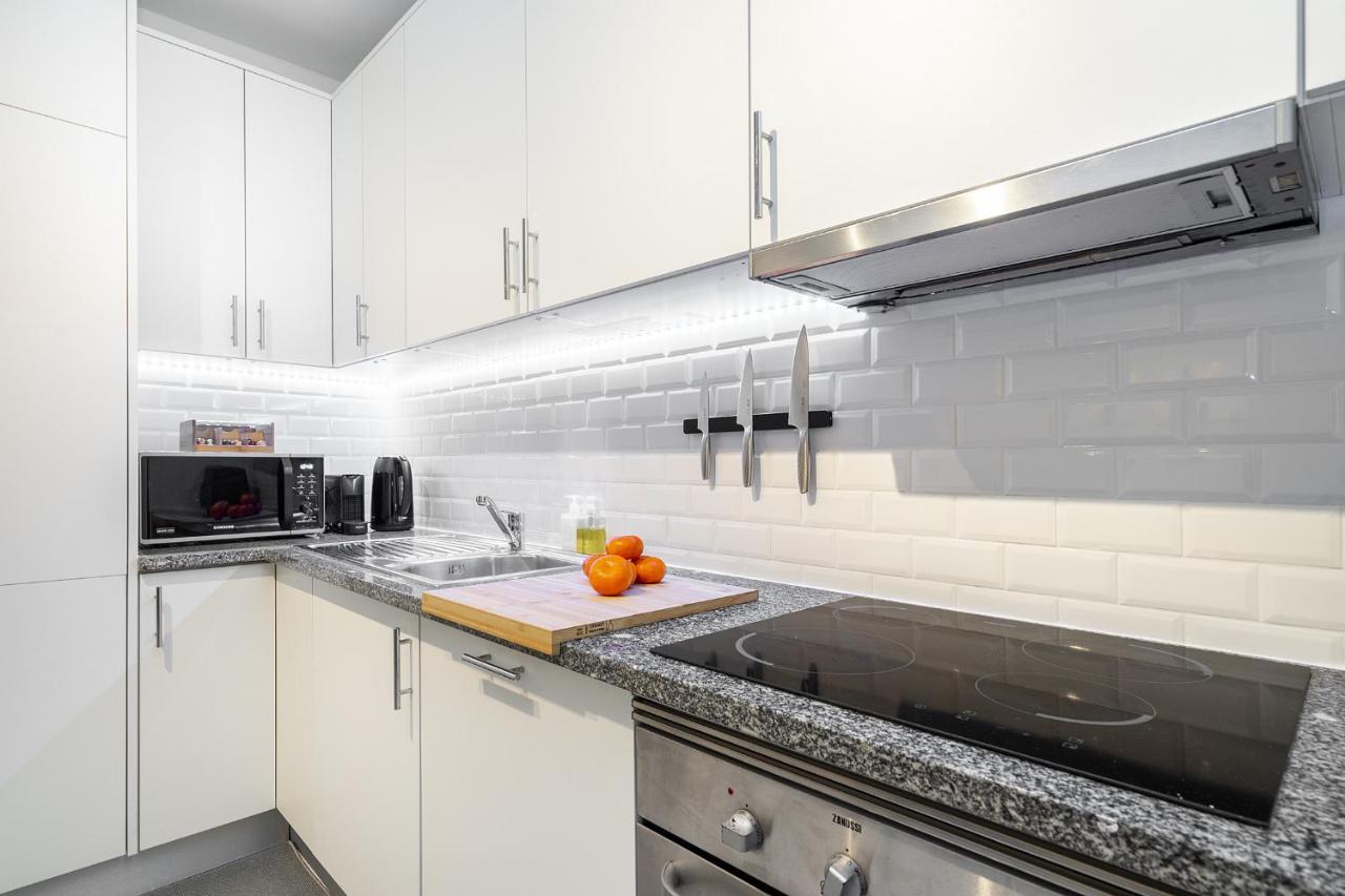 Whome Lisbon'S Best Kept Secret: 2-Bed W/Ac & Patio Экстерьер фото