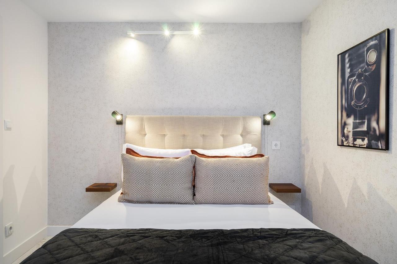 Whome Lisbon'S Best Kept Secret: 2-Bed W/Ac & Patio Экстерьер фото