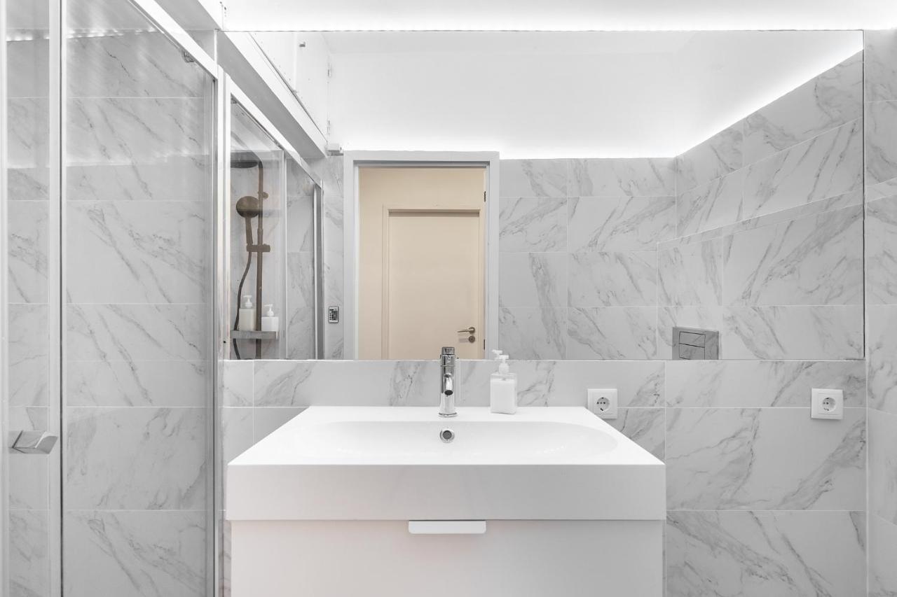 Whome Lisbon'S Best Kept Secret: 2-Bed W/Ac & Patio Экстерьер фото